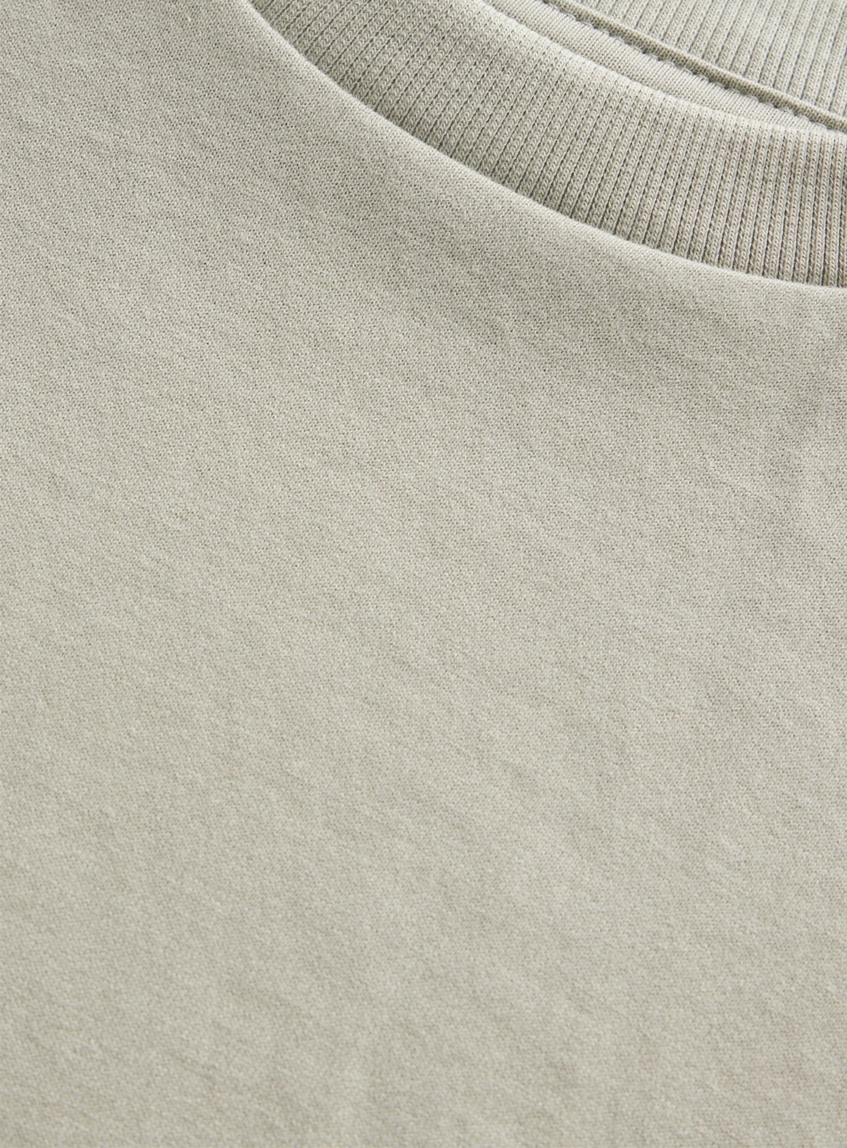 Light Green Plain T-Shirt 8 years - Image 2 thumbnail